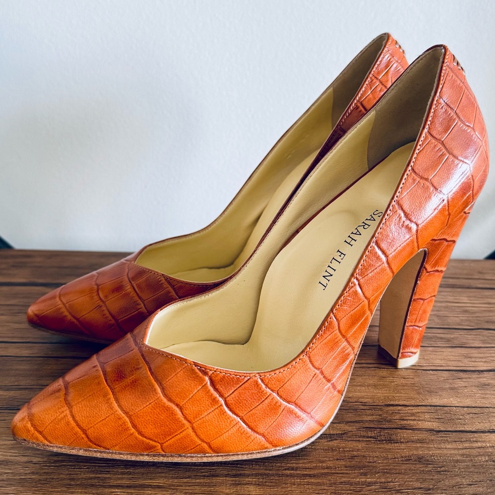 Sarah Flint Perfect Jay Pump Cognac Crocodile Embossed Napa